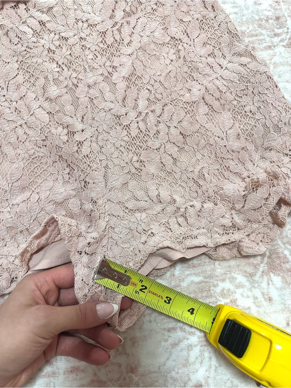 BCBG ๐ธ Dusty Rose Lace Ruffled Romper - Picture 14 of 16